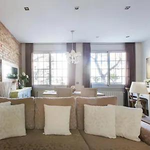 https://sant-antoni-lovely-apartment.topbarcelonahotels.com